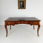 Louis Xv Dubbelzijdig Mahonie En Palissander Plat Bureau thumbnail 21
