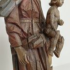 Houten Beeld Van De Maagd Maria Met Jezus thumbnail 8