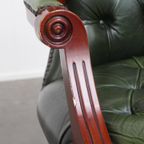 Tijdloze Groene Rundleren Chesterfield Bureaustoel In Engelse Stijl Op Wieltjes thumbnail 5