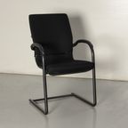 Ahrend 230 Vergaderstoel, Zwart, Sledeframe, Opnieuw Gestoffeerd thumbnail 2
