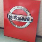 Toffe Vintage Lichtbak Van Een Nissan Cardealer🚘 thumbnail 5