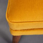 Geherstoffeerde Okergele Deense Design Sofa, 1960s thumbnail 17