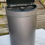 Brabantia Touch Bin Ovaal 40/50 Liter thumbnail 10