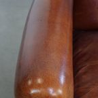Grote Karaktervolle En Tijdloze Schapenleren Oorfauteuil Met Een Luxe Afwerking thumbnail 15