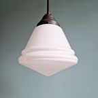 Grote Conische Art Deco Hanglamp Van Wit Opaline Glas thumbnail 2
