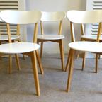 Mooi Set Van 5 Witte Ronde Stoelen thumbnail 9