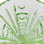 Art Deco Uranium Vaasje In Annagroen Persglas thumbnail 4