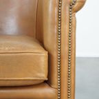 Comfortabele Schapenleren Clubfauteuil In Een Neutrale Cognac Kleur En In Goede Staat thumbnail 10