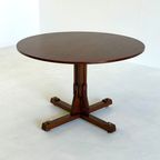 Houten Ronde Eettafel Van Isa Bergamo Met Uniek Onderstel thumbnail 3