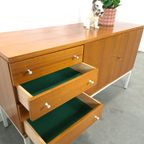 Fineer Dressoir Uit Zweden Met Wit Stalen Poten thumbnail 17