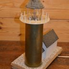 Vuurtoren Gemaakt Van Kanonskogel Huls, Met Wachtershuis thumbnail 7
