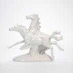 Lippelsdorf Porseleinen Beeldje Wilde Paarden thumbnail 7