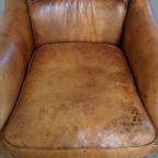 Comfortabele En Stijlvolle Vintage Fauteuil/ Armchair Gemaakt Van Schapenleer thumbnail 3