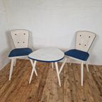 Vintage Stoelen Met Tafeltje. thumbnail 2