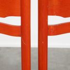 Leuke Set Van 3 Rode Vintage Houten Stoelen Uit De Jaren ’70 Met Een Gevlochten Rieten Zitting thumbnail 11