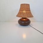 Metalen Tafel Lamp Met Rotan Kap thumbnail 2