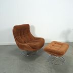 Draaifauteuil Met Bruine Ribstof En Hocker thumbnail 9