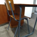 Bureau En Stoel In Bauhaus Stijl thumbnail 18