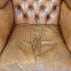 Set Van 2 Klassieke Vintage Rundleren Engelse Chesterfield Oorfauteuils In Een Lichte Cognac Kleu thumbnail 9