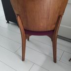 Vintage Houten Stoel Met Bordeauxrode Stoffen Zitting thumbnail 4