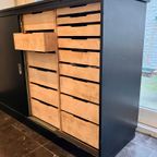Stoere Industriële Kast Met Vakken En Lades thumbnail 7
