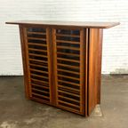 Hoge Italiaans Vintage Dressoir Kast Met Walnoot Hout En Glas thumbnail 9