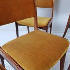 6 Deense Stoelen Palissander Hout En Okergele Velourse Stof thumbnail 9