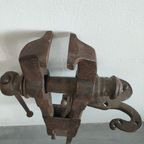 Antieke Bankschroef Met Lange Staart. thumbnail 3