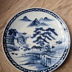 Mooi Japans Sierbord - Blauw En Wit Met Een Berglandschap thumbnail 7