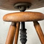 Vintage Industriële Verstelbare Kruk – Beuk thumbnail 8