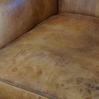 Comfortabele En Stijlvolle Vintage Fauteuil/ Armchair Gemaakt Van Schapenleer thumbnail 12