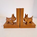 50's 2 Houten Boekensteunen Met Houtsnijwerk Hondjes Terrier thumbnail 2
