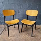 2 Vintage Stoelen In Zwart Gelakt Hout En Mosterdstof, 1960 thumbnail 7