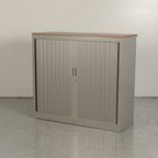 Roldeurkast Officenow - Grijs - 108 X 120 Cm - Topbladkleur Naar Keuze thumbnail 2