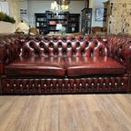 Engelse Chesterfield 3 Zits Bank Antiek Rood Leer thumbnail 2