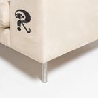 ‘<<<brand>>>’ Unique Sofa For Robbie Williams thumbnail 8