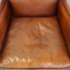 Comfortabele Armchair Gemaakt Van Schapenleer Met Een Mooie Afwerking En Prachtige Kleuren thumbnail 7