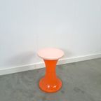 Kunststof Kruk Oranje Met Wit Nr. 4 Vintage thumbnail 3