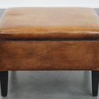 Luxe, Tijdloze Schapenleren Set Bestaande Uit 2 Fauteuils En Een Hocker In Art Deco Stijl thumbnail 21