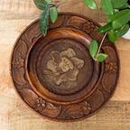 Groot Handgesneden Houten Bord, Folk Art Ontwerp Uit De Jaren '60 thumbnail 7