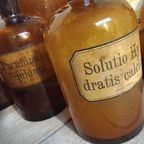 Verzameling Van 8 Oude Apothekersflessen. thumbnail 4