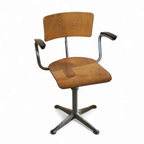 Friso Kramer For Ahrend Cirkel Studio Chair With Arms / 1960s thumbnail 7