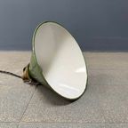 Hoekig Groen Emaille Hanglampje Met Messing Armatuur thumbnail 10