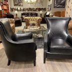 Actie: 2 X Stoere Industriële Chesterfield Oorfauteuils 'Bristol' In Prachtig Zwart Generfd Vinta thumbnail 6