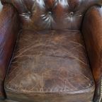 Set Van 2 Prachtige, Unieke En Comfortabele Bruin Generfde Rundleren Chesterfield Fauteuils thumbnail 14