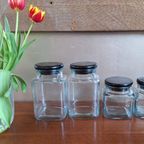 Vintage Voorraadpotten Glas Met Houten Deksels thumbnail 8