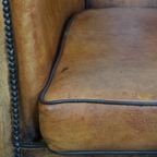 Schapenleren Clubfauteuil In Engelse Stijl Met Karakter En Een Prachtig Patina thumbnail 9