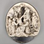 Antieke Wandplaquette 'De Kruisafneming' thumbnail 5