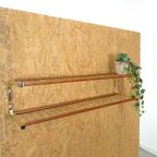 Goudkleurige Wandplank Wandrek Uit Zweden Met Teakhout Nr.5 thumbnail 10