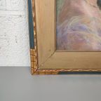Marguerite Reh - Pastel - Dame Die Uit Het Raam Kijkt thumbnail 6
